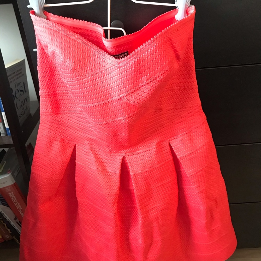 Pink Express Sleeveless dress - size L - used